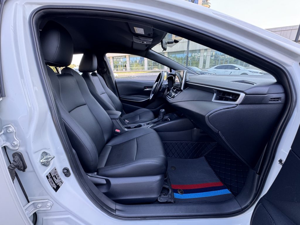 2019 TOYOTA LEVIN HYBRID