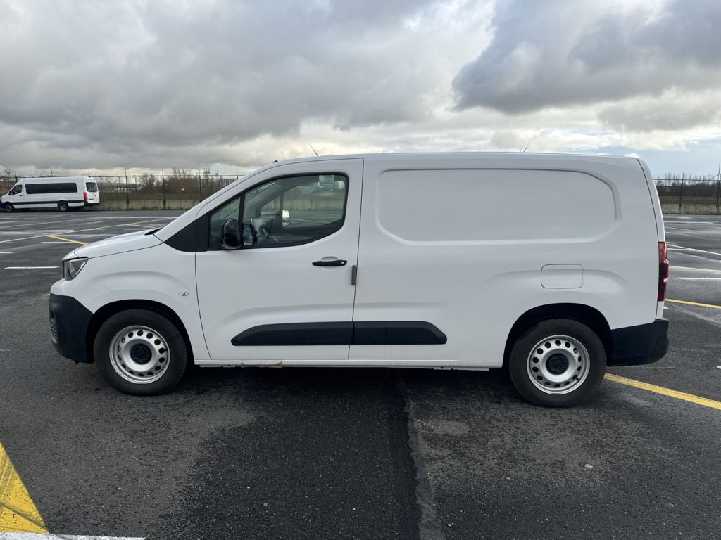 2023 PEUGEOT E-PARTNER